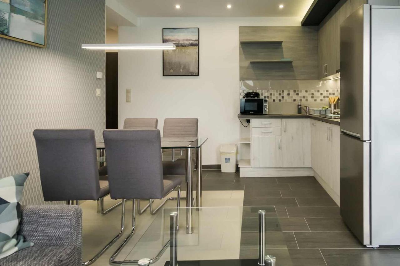 Devai-Lux Apartman Sarvar Ngoại thất bức ảnh
